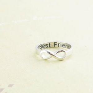 Friends Infinity Ring In Sterling Silver 925