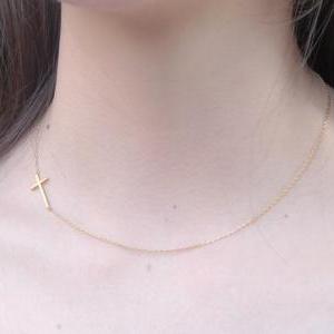 Sideway Cross Necklace In Gold