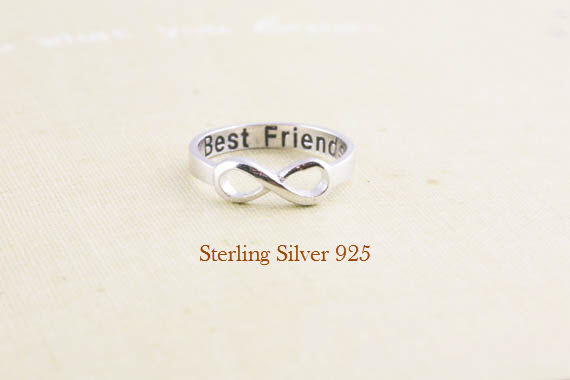 Friends Infinity Ring In Sterling Silver 925